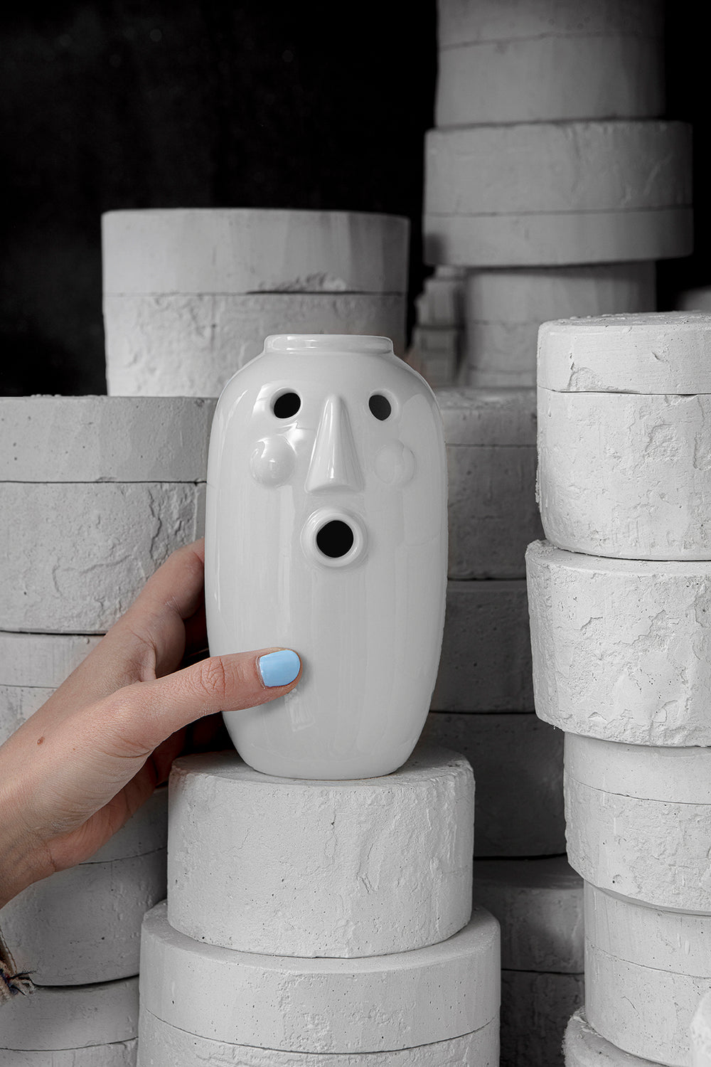 Lares Vase White