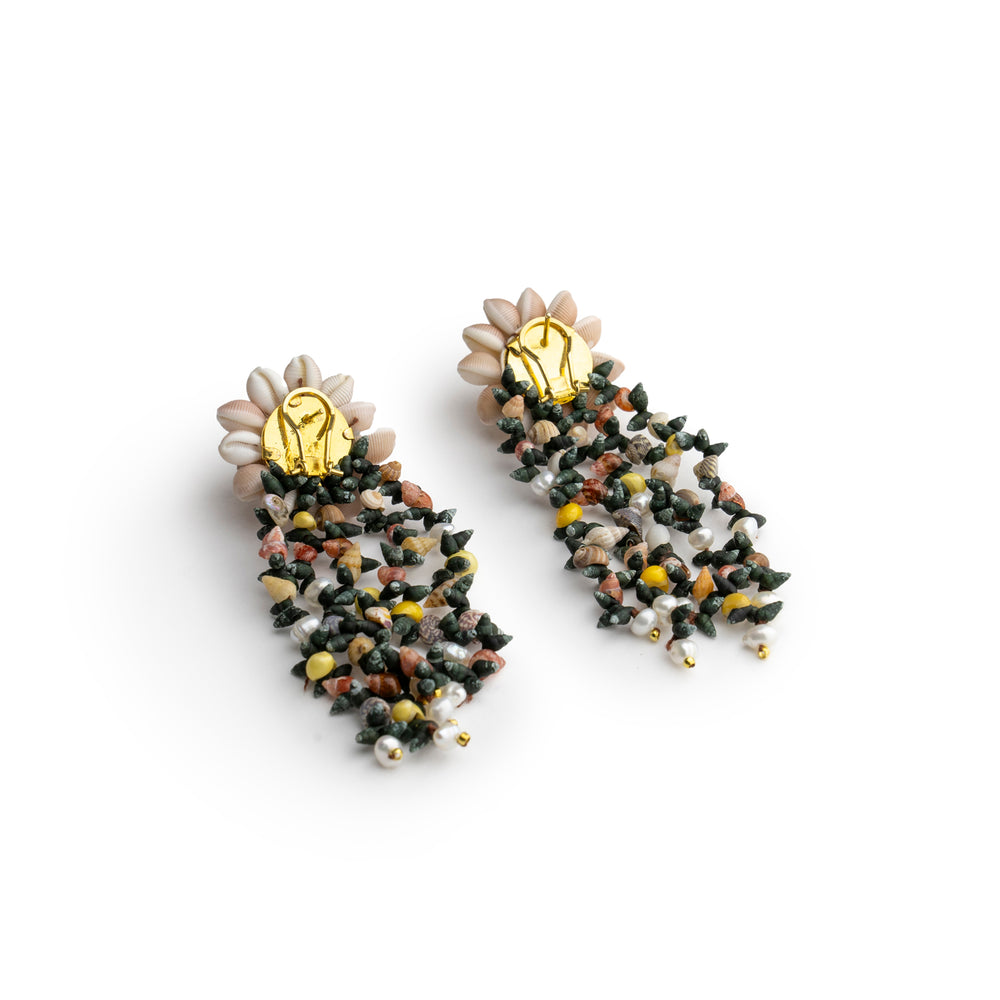 Moraimas Earrings short