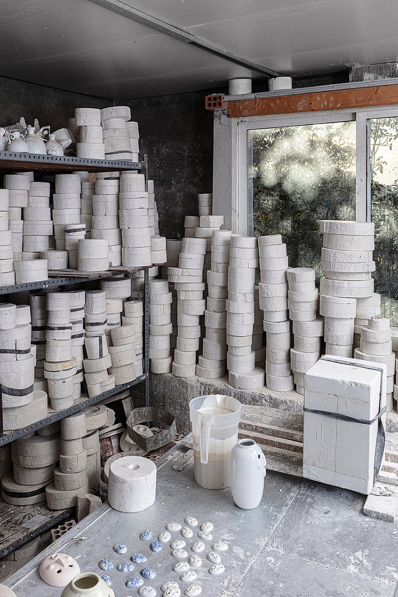 Lares Vase White