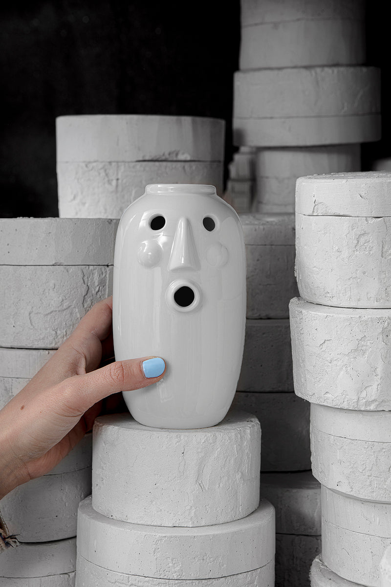 Lares Vase White