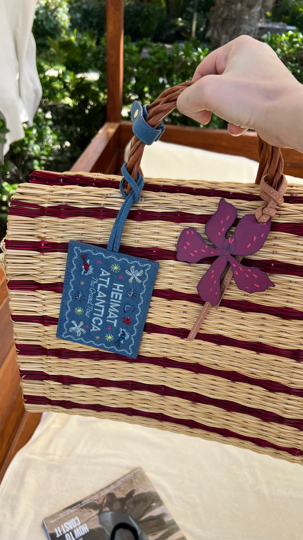 Beach Basket Red "The Grand Tour"