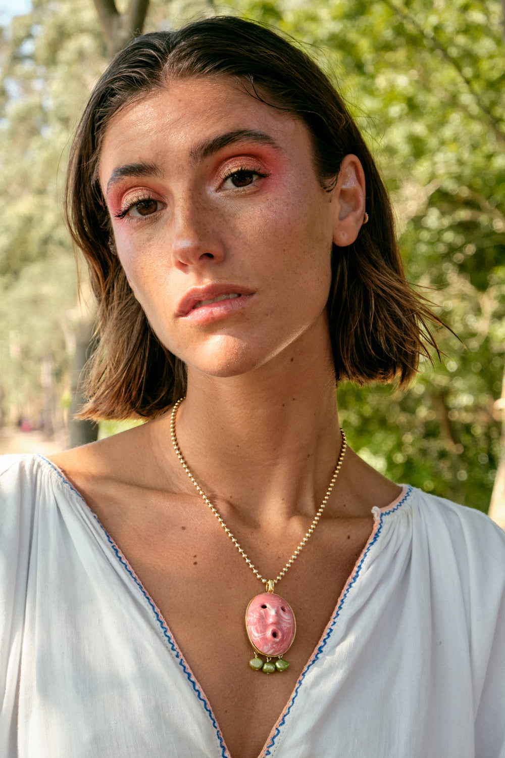 라레즈 네크리스 레드 마블